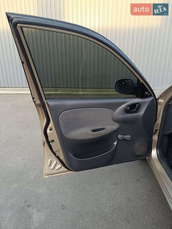 Седан ЗАЗ Sens 2007 в Нежине