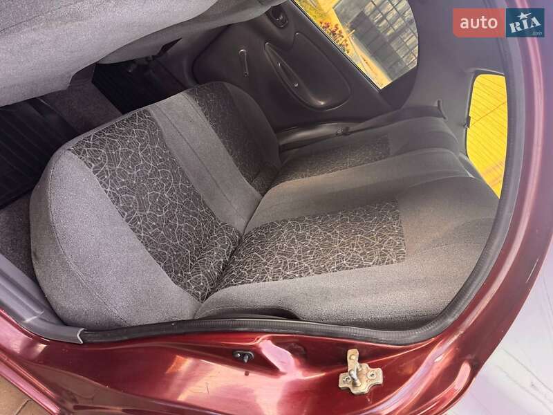 Седан ЗАЗ Sens 2010 в Одессе