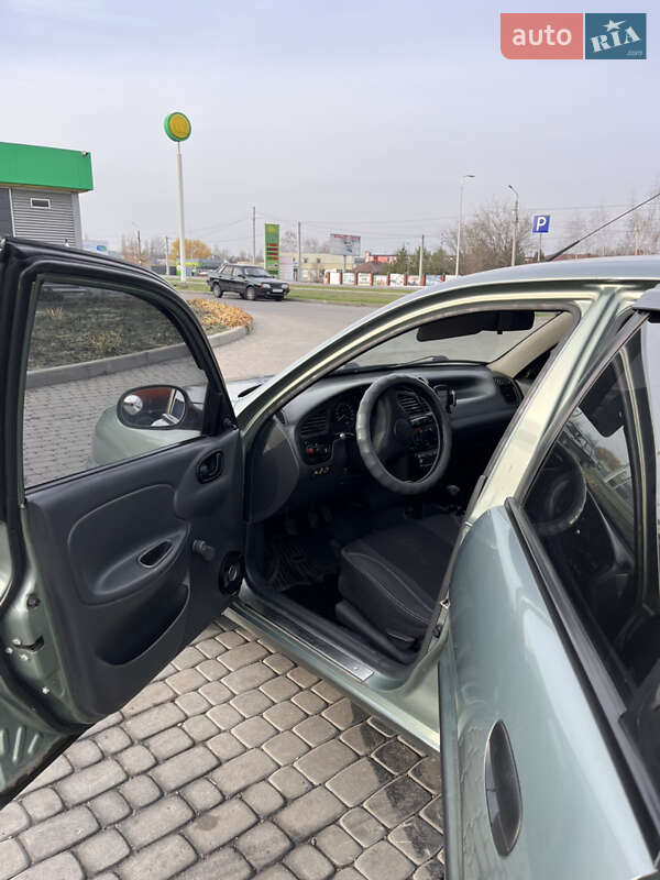 Седан ЗАЗ Sens 2009 в Новомосковську