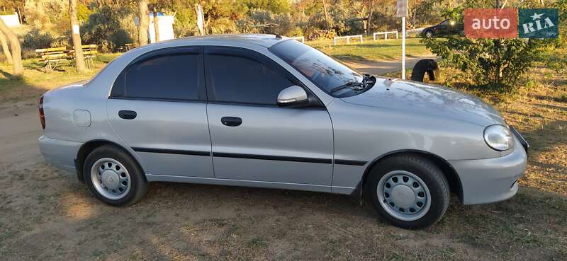 Седан ЗАЗ Sens 2016 в Николаеве