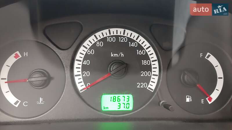 Седан ЗАЗ Sens 2014 в Николаеве