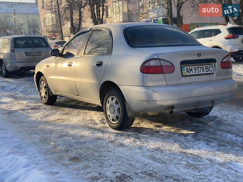 Седан ЗАЗ Sens 2007 в Черняхове