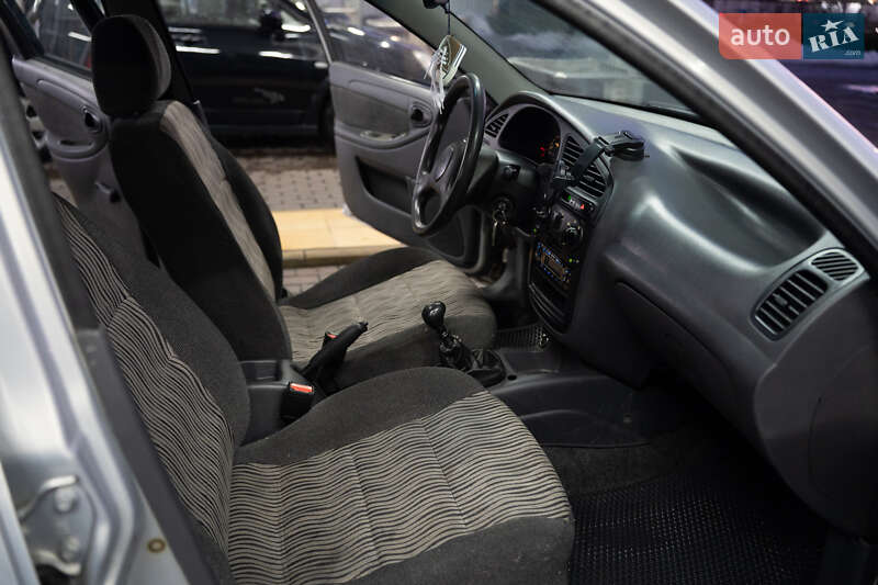 Седан ЗАЗ Sens 2013 в Киеве фото 43 Седан ЗАЗ Sens 2013 в Киеве