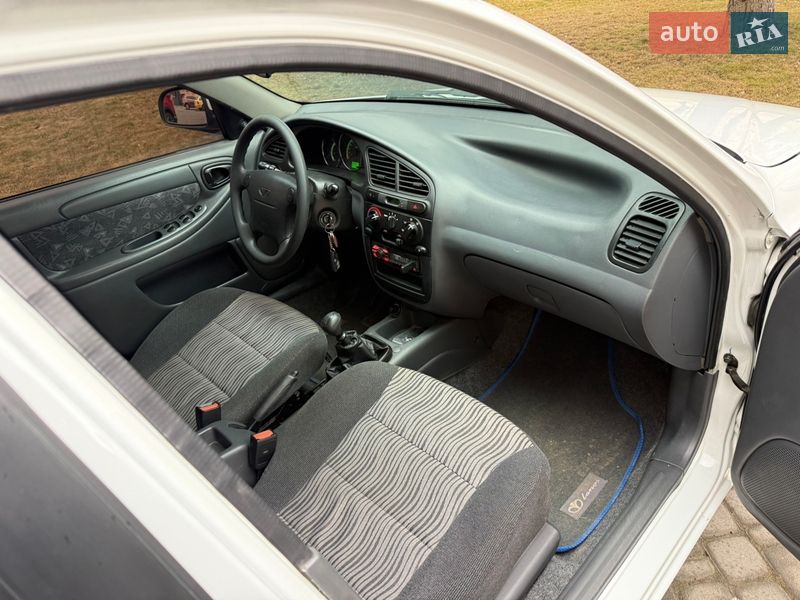 Седан ЗАЗ Sens 2015 в Могилев-Подольске