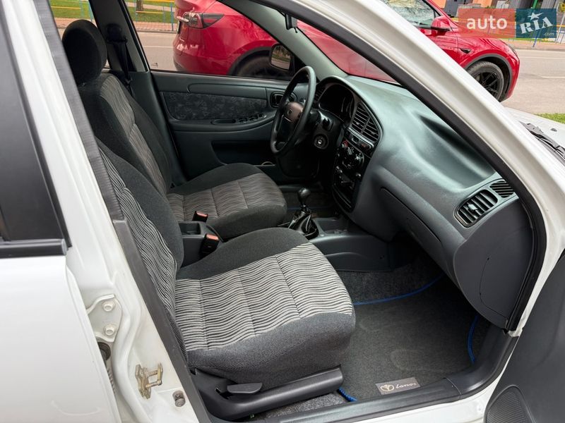 Седан ЗАЗ Sens 2015 в Могилев-Подольске