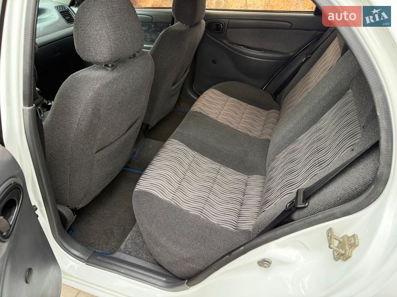 Седан ЗАЗ Sens 2015 в Могилев-Подольске