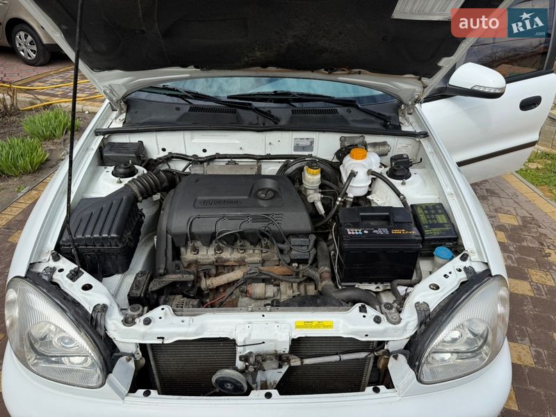 Седан ЗАЗ Sens 2015 в Могилев-Подольске