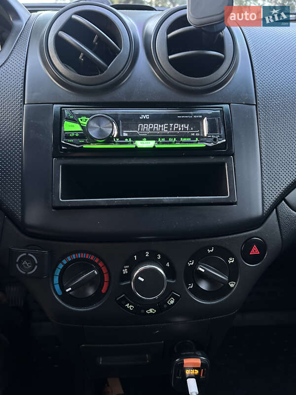 Седан ЗАЗ Vida 2015 в Черновцах фото 7 Седан ЗАЗ Vida 2015 в Черновцах