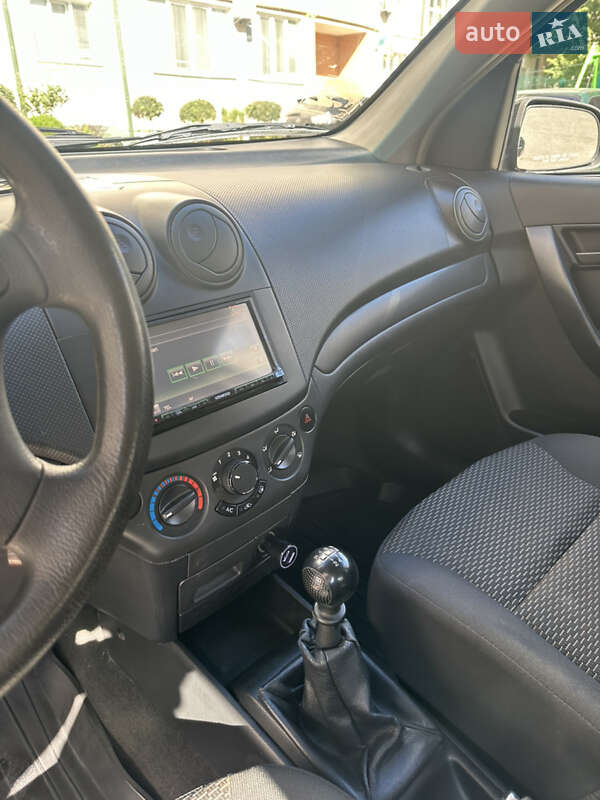 Седан ЗАЗ Vida 2014 в Черновцах