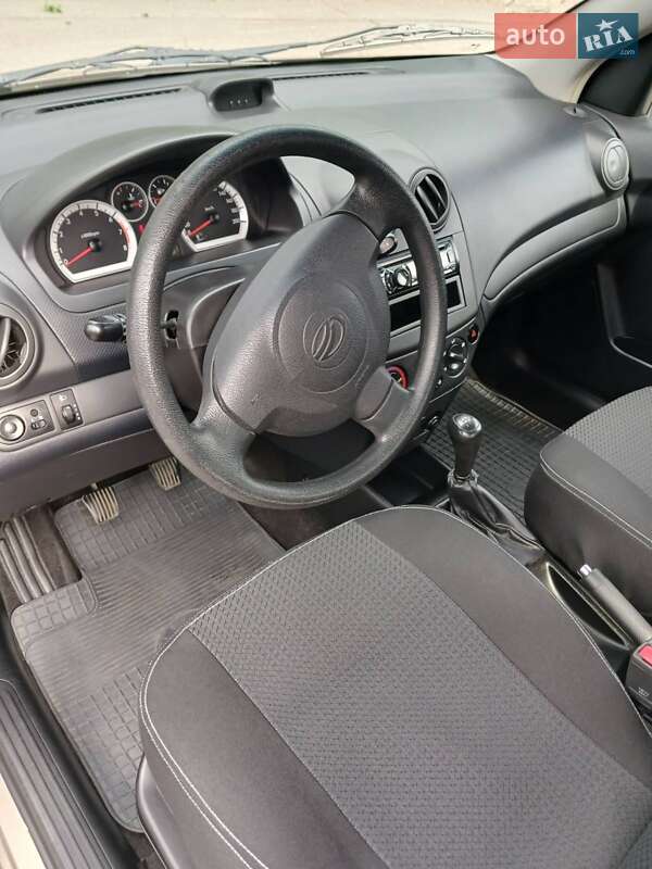 Седан ЗАЗ Vida 2013 в Умані