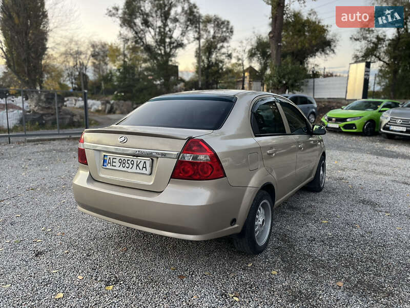 Седан ЗАЗ Vida 2013 в Новомосковську