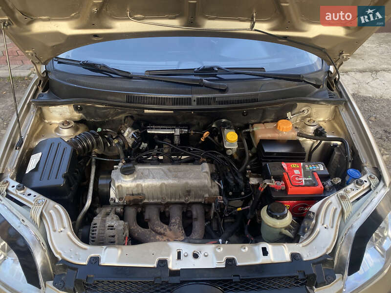 Седан ЗАЗ Vida 2013 в Краснограді