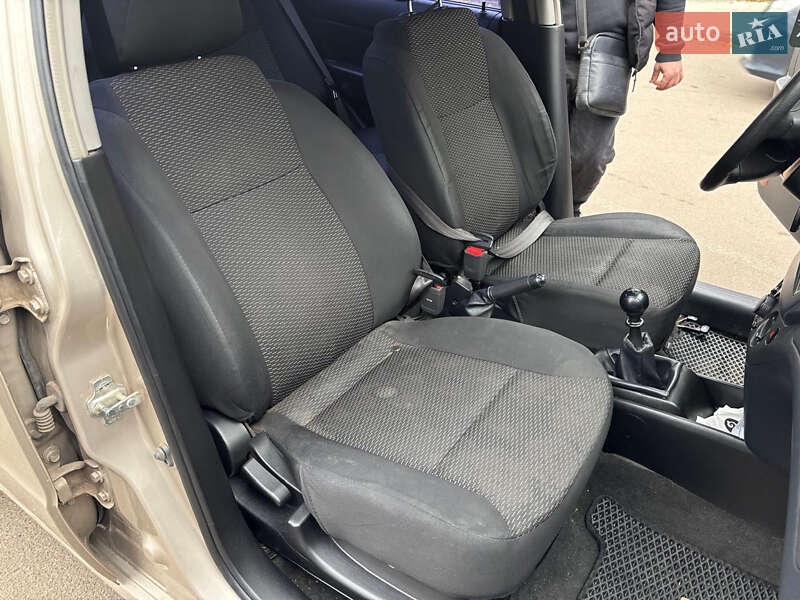 Седан ЗАЗ Vida 2014 в Києві фото 13 Седан ЗАЗ Vida 2014 в Києві