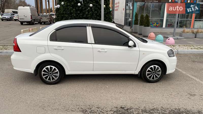 Седан ЗАЗ Vida 2013 в Днепре