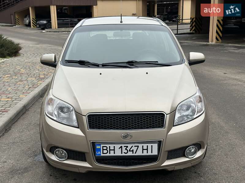 Хэтчбек ЗАЗ Vida 2012 в Одессе