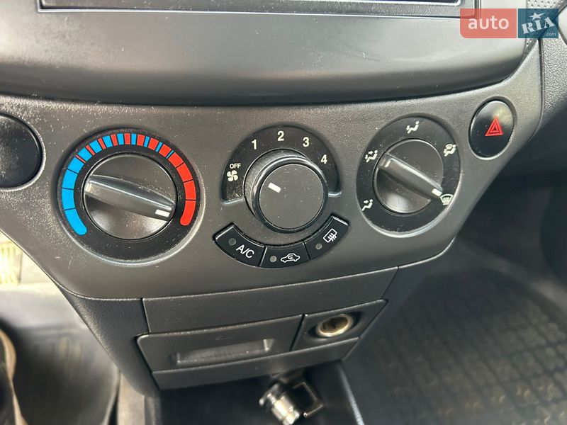 Хетчбек ЗАЗ Vida 2012 в Івано-Франківську