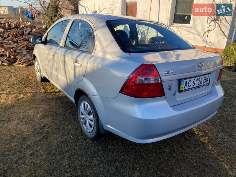 Седан ЗАЗ Vida 2013 в Кілках