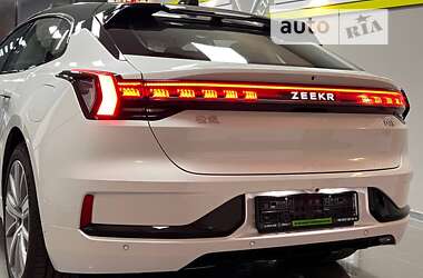 Лифтбек Zeekr 001 2023 в 