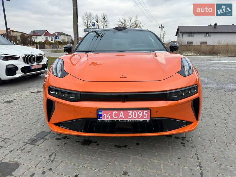 Внедорожник / Кроссовер Zeekr 001 2024 в Ивано-Франковске