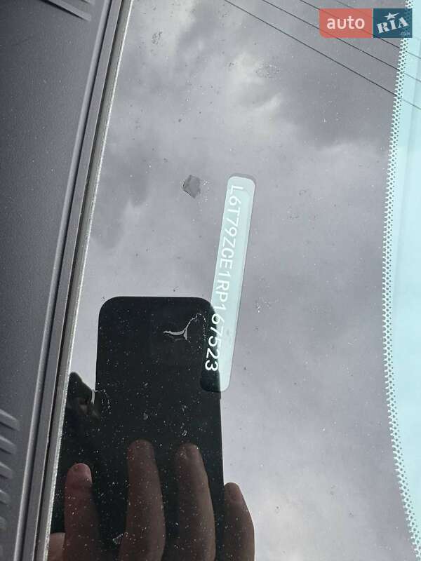 Внедорожник / Кроссовер Zeekr 001 2024 в Ивано-Франковске