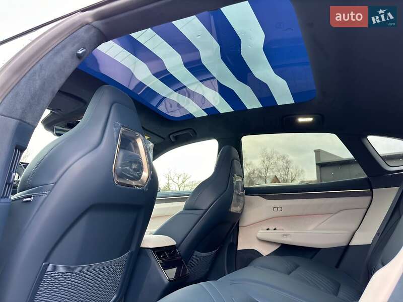 Внедорожник / Кроссовер Zeekr 001 2024 в Ивано-Франковске