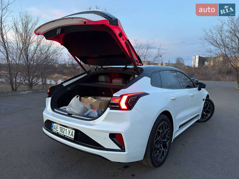 Внедорожник / Кроссовер Zeekr 001 2024 в Кривом Роге фото 20 Внедорожник / Кроссовер Zeekr 001 2024 в Кривом Роге