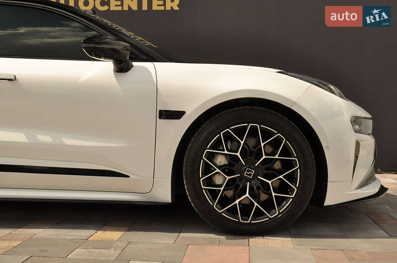 Внедорожник / Кроссовер Zeekr 001 2024 в Киеве