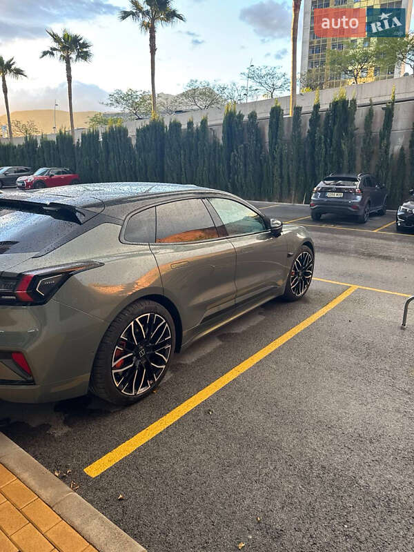 Внедорожник / Кроссовер Zeekr 001 2024 в Киеве