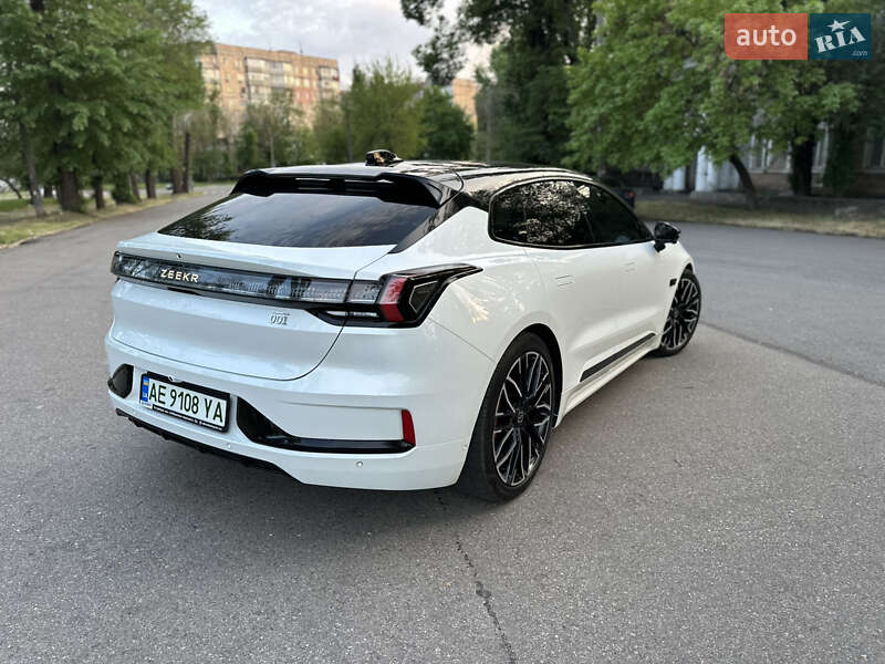 Внедорожник / Кроссовер Zeekr 001 2023 в Киеве
