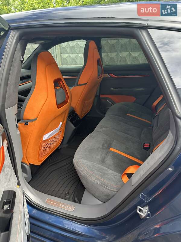 Внедорожник / Кроссовер Zeekr 001 2023 в Киеве