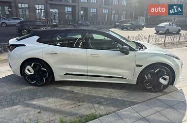 Внедорожник / Кроссовер Zeekr 001 2025 в 