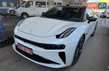 Внедорожник / Кроссовер Zeekr 001 2024 в Киеве