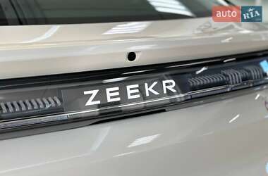 Внедорожник / Кроссовер Zeekr 001 2025 в 