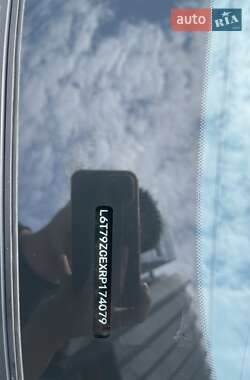 Внедорожник / Кроссовер Zeekr 001 2024 в 