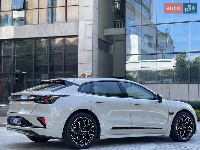 Внедорожник / Кроссовер Zeekr 001 2024 в Одессе