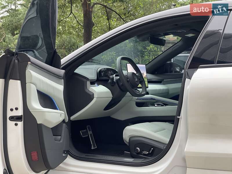 Внедорожник / Кроссовер Zeekr 001 2024 в Одессе