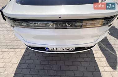 Внедорожник / Кроссовер Zeekr 001 2024 в 