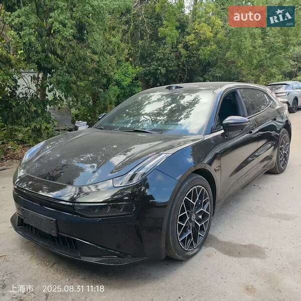 Внедорожник / Кроссовер Zeekr 001 2024 в 