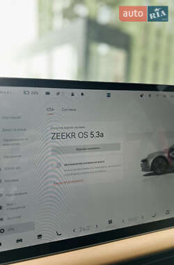 Внедорожник / Кроссовер Zeekr 001 2023 в 