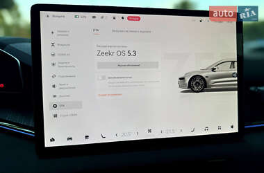 Позашляховик / Кросовер Zeekr 001 2023 в 