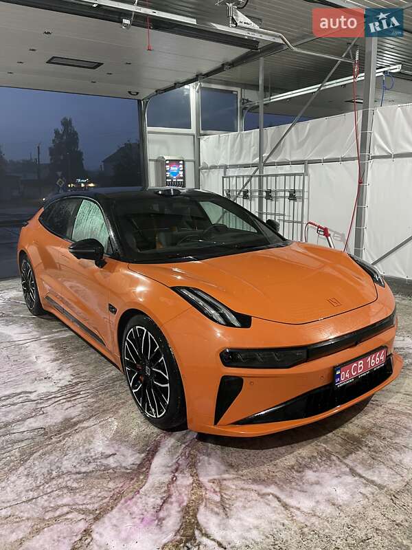 Позашляховик / Кросовер Zeekr 001 2024 в Кролевці