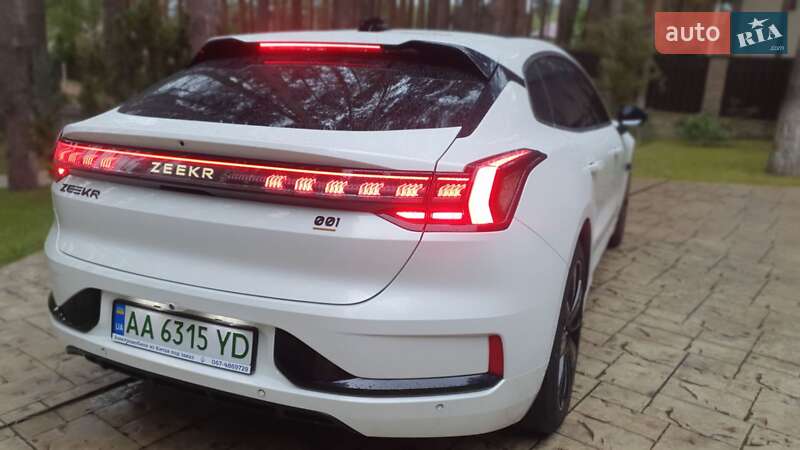 Внедорожник / Кроссовер Zeekr 001 2022 в Киеве