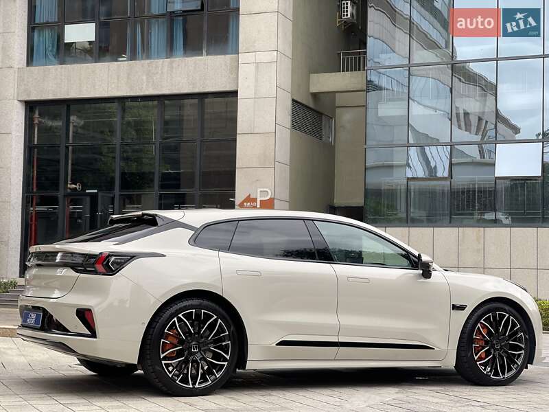 Позашляховик / Кросовер Zeekr 001 2025 в Одесі фото 4 Позашляховик / Кросовер Zeekr 001 2025 в Одесі