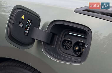 Позашляховик / Кросовер Zeekr 001 2024 в  фото 16 Позашляховик / Кросовер Zeekr 001 2024 в