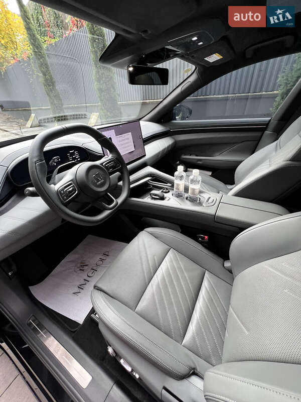 Позашляховик / Кросовер Zeekr 001 2024 в Ужгороді