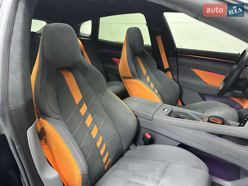 Позашляховик / Кросовер Zeekr 001 2024 в Дніпрі