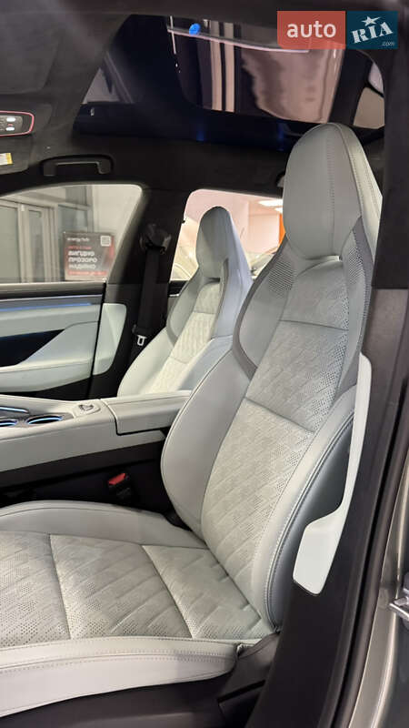 Внедорожник / Кроссовер Zeekr 001 2024 в Киеве