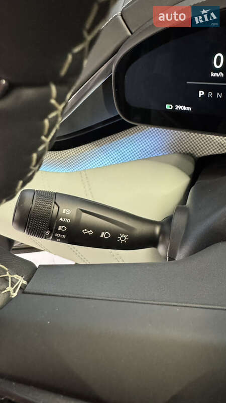 Внедорожник / Кроссовер Zeekr 001 2024 в Киеве