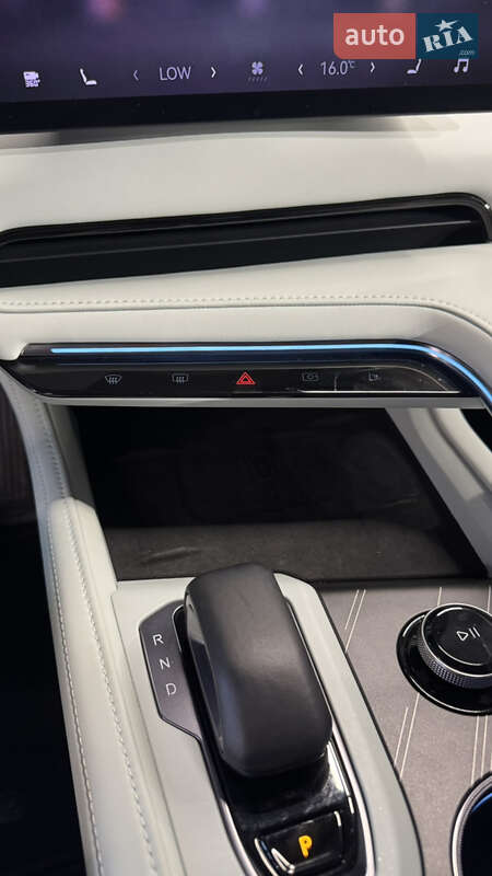 Внедорожник / Кроссовер Zeekr 001 2024 в Киеве