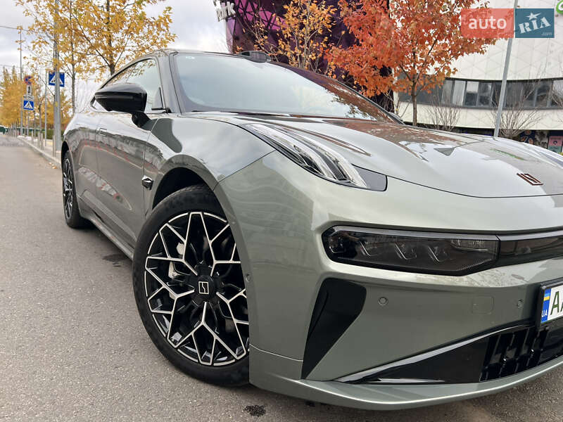 Позашляховик / Кросовер Zeekr 001 2024 в Києві